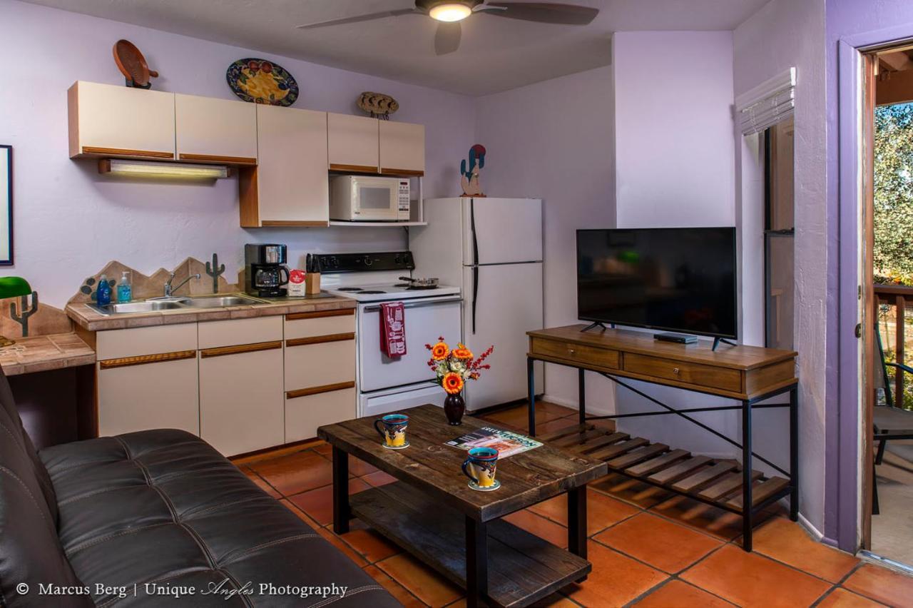 Adobe Rose Inn Tucson Extérieur photo
